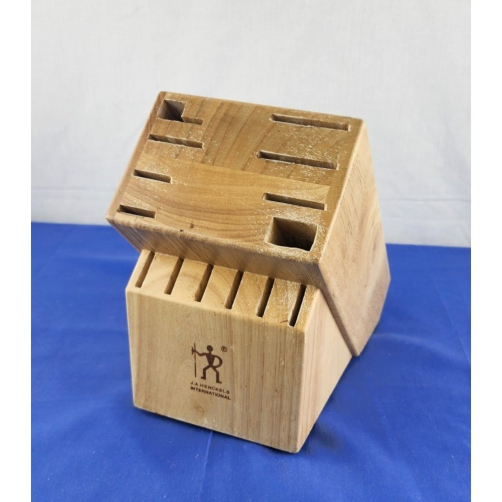 J.‎ A. HENCKELS 14 Slot Hardwood Knife Storage Block Oak Finish - S